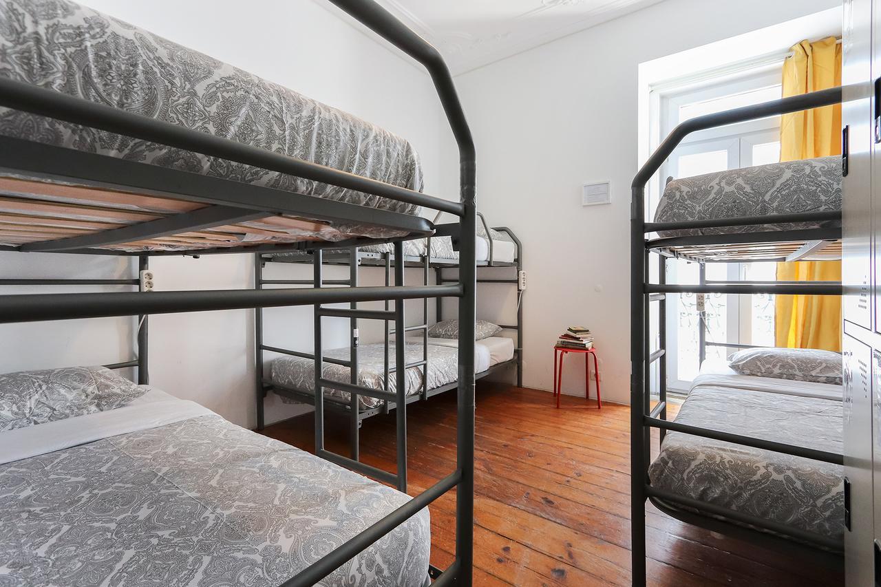 Kab+1 Hostel Лиссабон Экстерьер фото